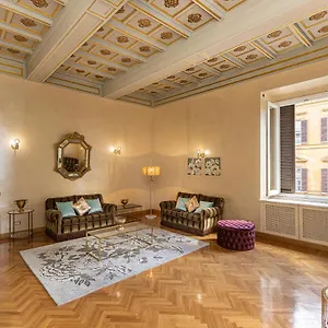 Ludovisi By In Apartment